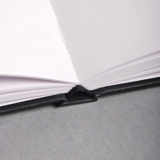 Carnet Goldline A4 140 g – 64 feuilles, cousu collé, blanc (paysage)