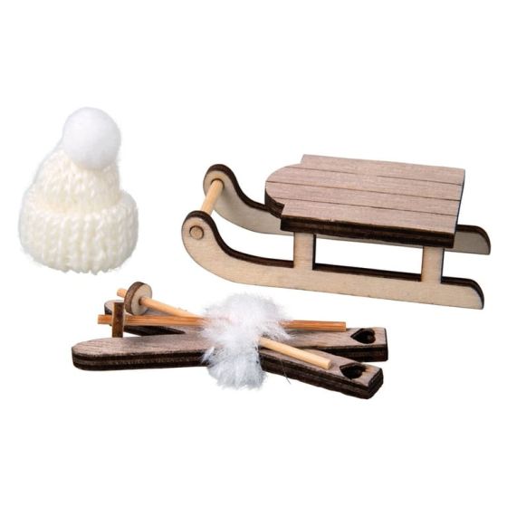 luge en bois, skis et bonnet assortis Rayher